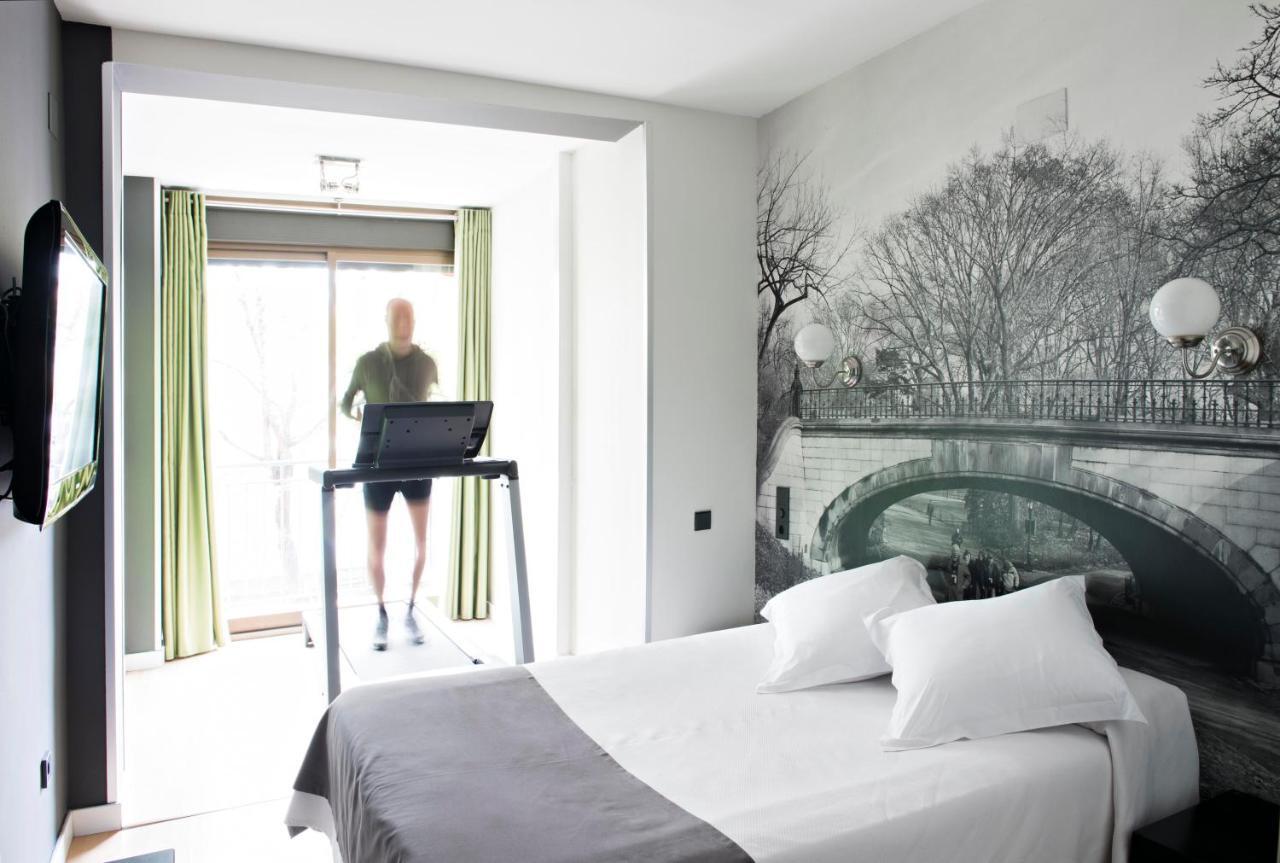 Hospedium Hostal Un Punto Chic ويسكا الغرفة الصورة